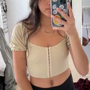 NWOT puff sleeve beige crop top